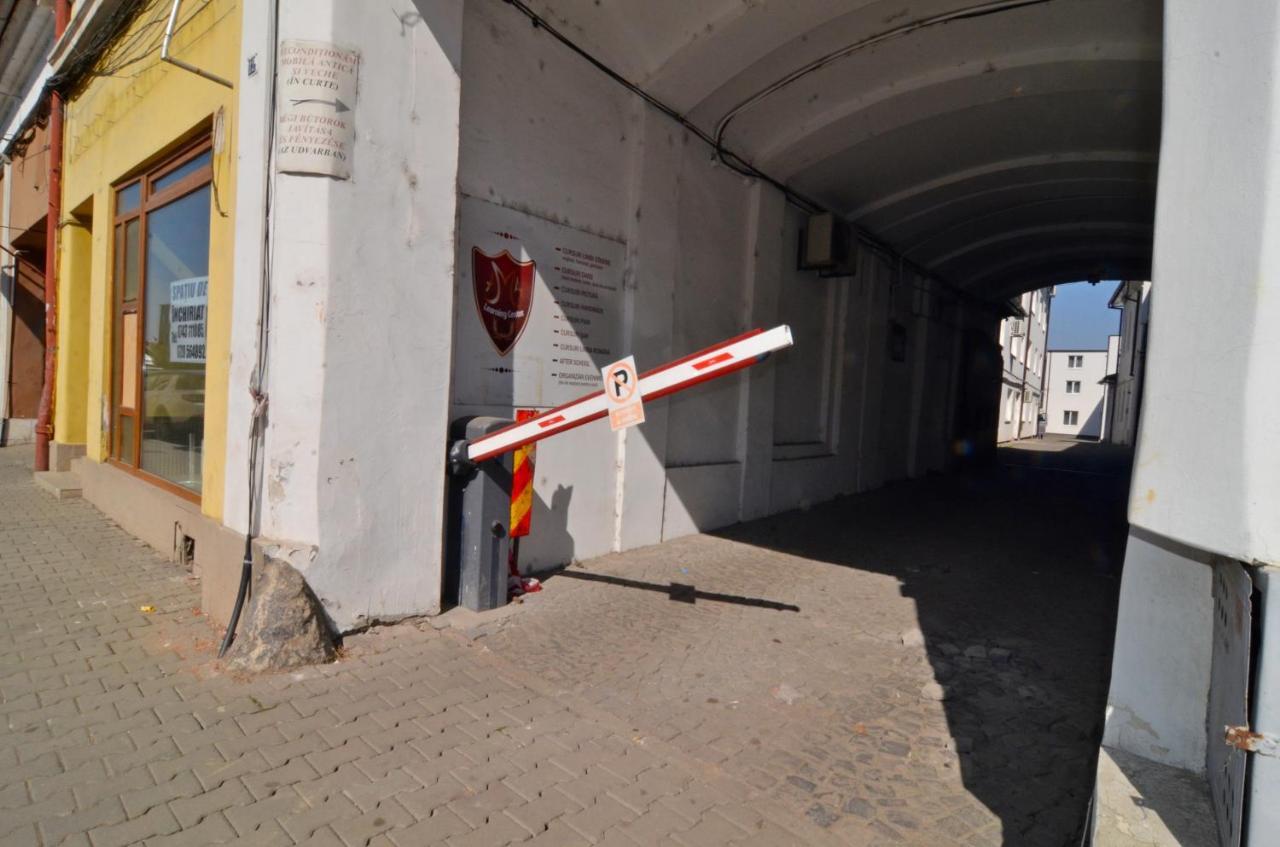 Apartament 9 Central Marosvásárhely Kültér fotó